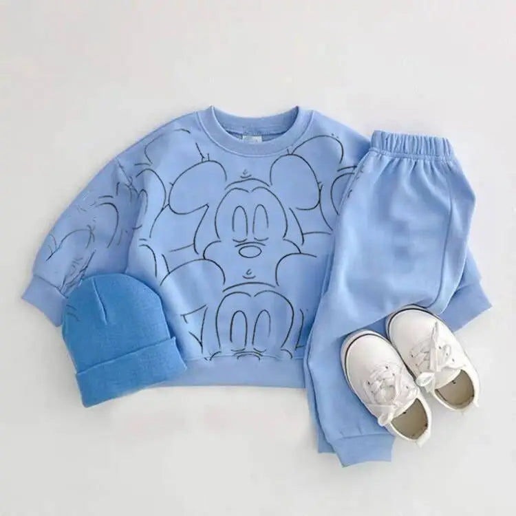 Conjunto de Ropa Infantil – Verano Disney (T-shirt + Shorts)