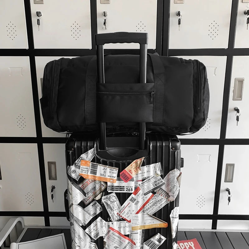 Stylish large capacity nylon travel bag