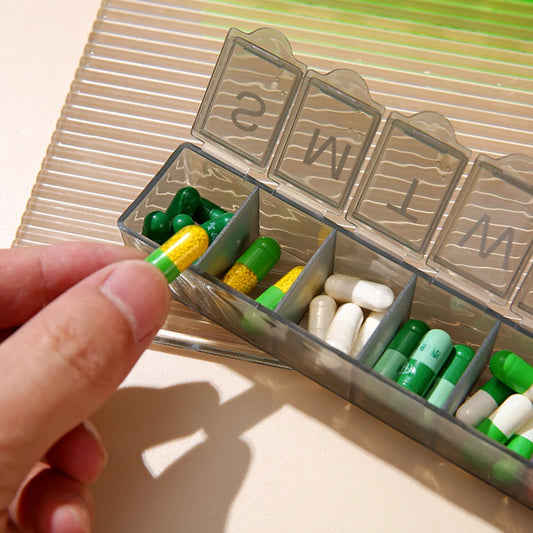 1 PC 7 Days Weekly Pill box