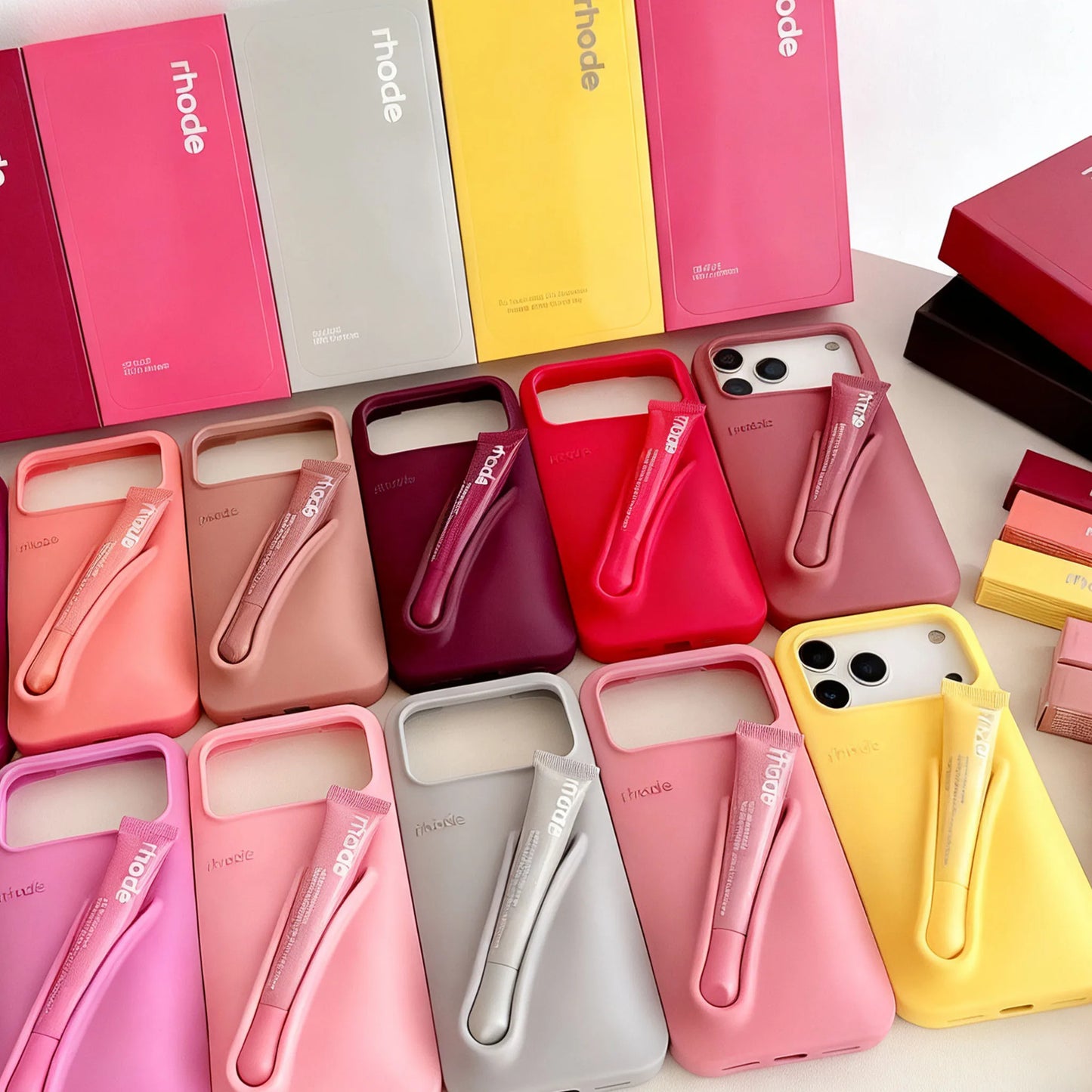 Cajita con Funda de IPhone y Gloss Rhode