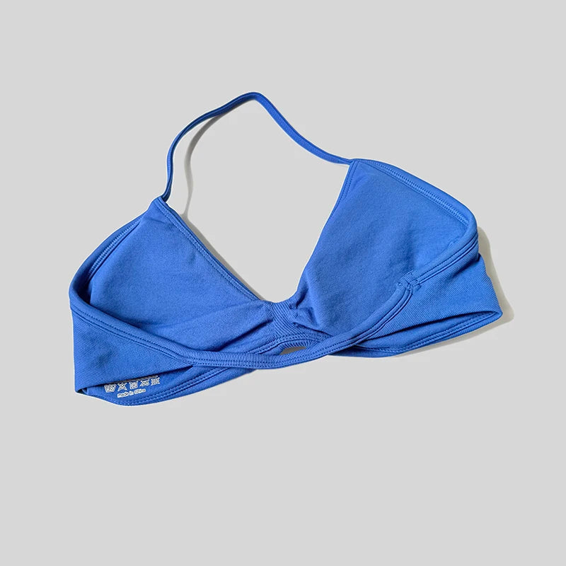 Top Deportivo Halter – Sujeción y Estilo para Yoga & Fitness
