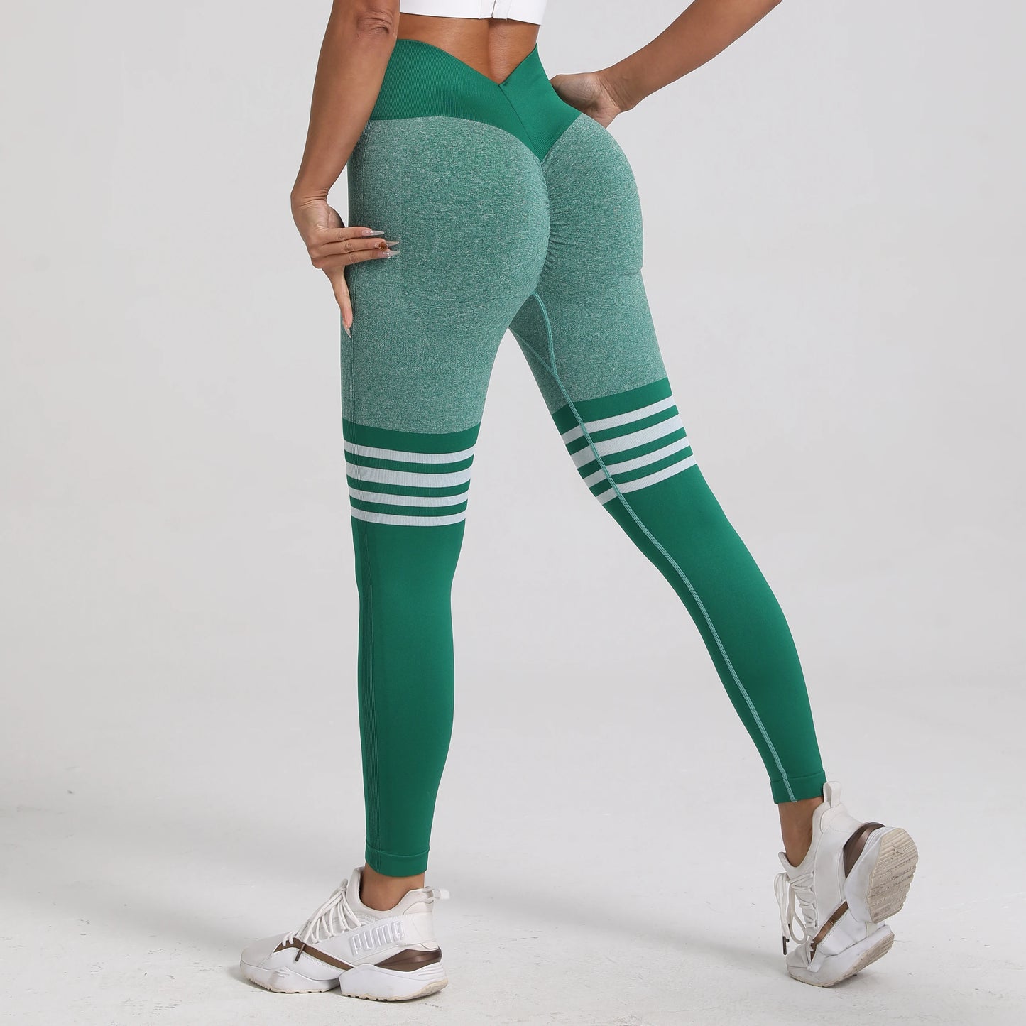 Leggings Deportivos Mujer – Push-Up y Líneas Decorativas