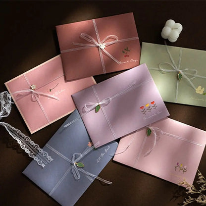 Tarjeta de Regalo con Diseño Floral Completa