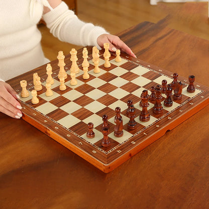 Rosewood Luxury Chess Set with 2 Extra Queens