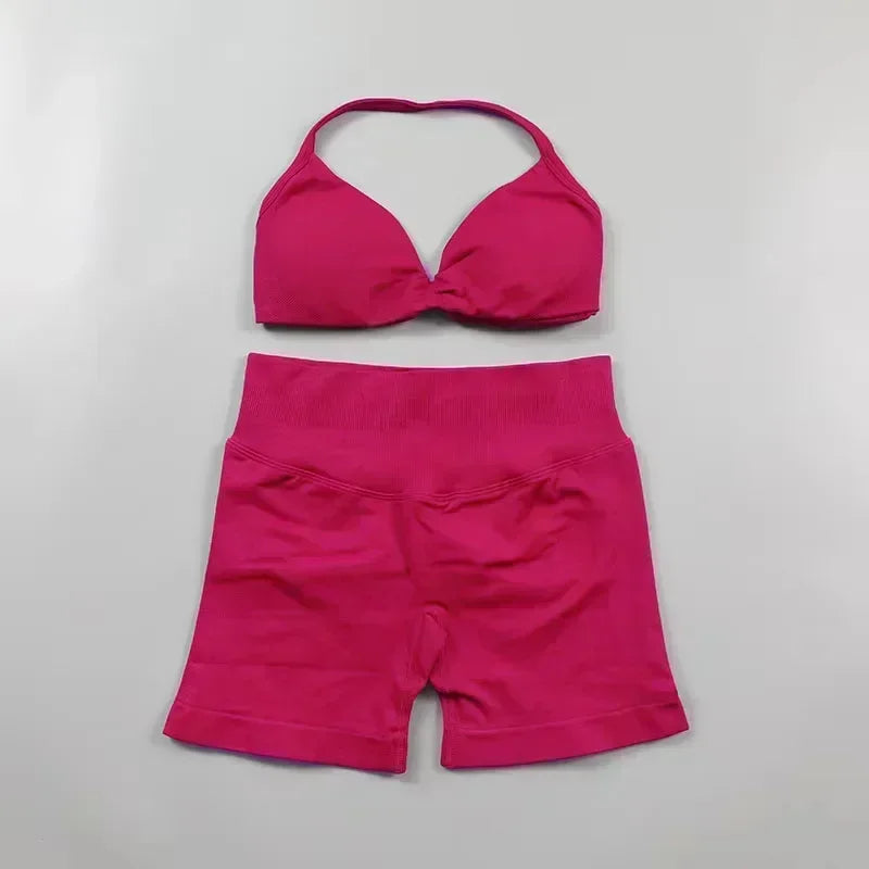 Conjunto Deportivo Mujer 2 Piezas – Top Corto y Shorts