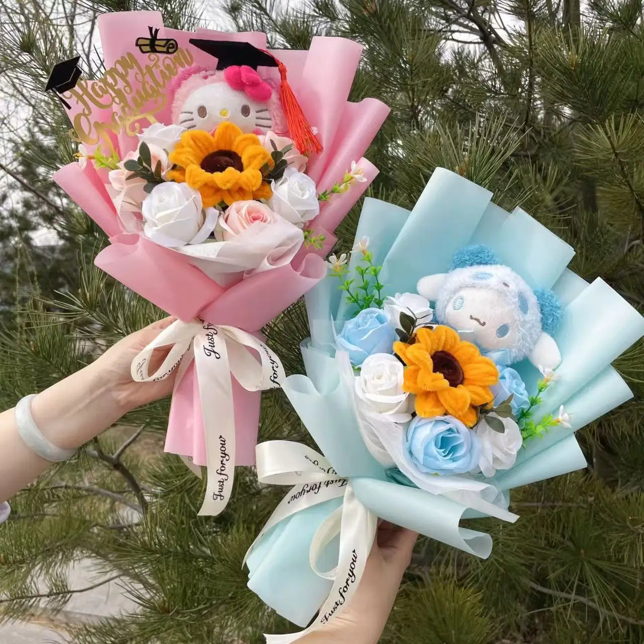 Cartoon My Melody Kuromi Cinnamoroll Kt Cat Plush Doll Holding Flower Bouquet Valentine's Day Christmas Graduation Birthday Gift