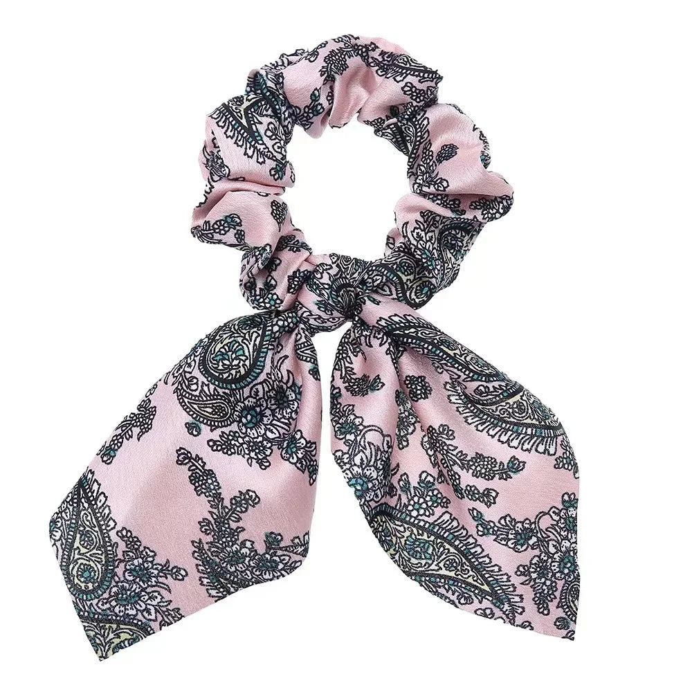 Set de 3 Scrunchies con Lazo – Estampado Floral