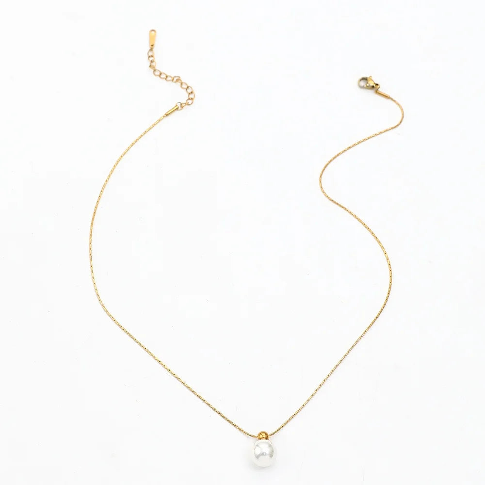 Minimalist Stainless Steel Faux Pearl Pendant Necklace Suitable for Women