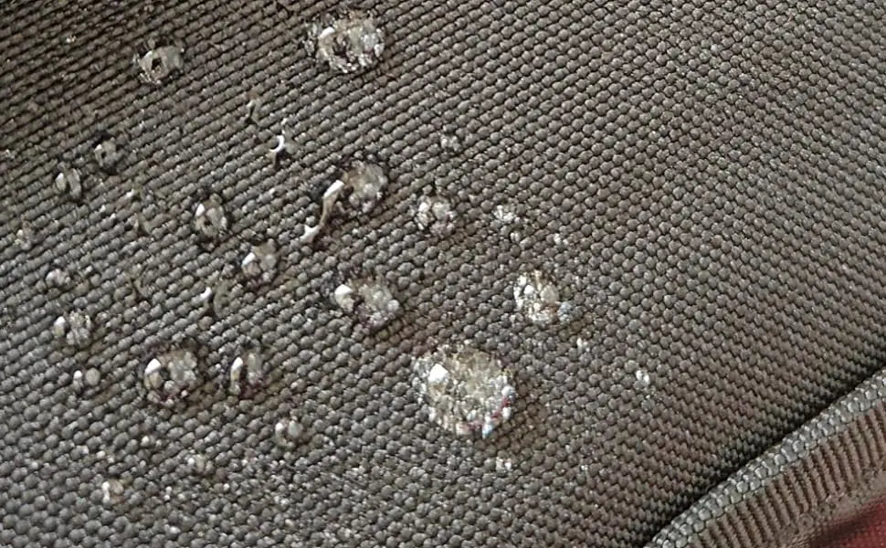 Mochila Táctica 25L / 50L – Resistente e Impermeable