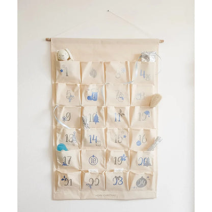 Advent Calendar Made of Fabric for Hanging with 24 Pockets To Numbers in Silver and Blue Christmas Home Wall Decoration New Year