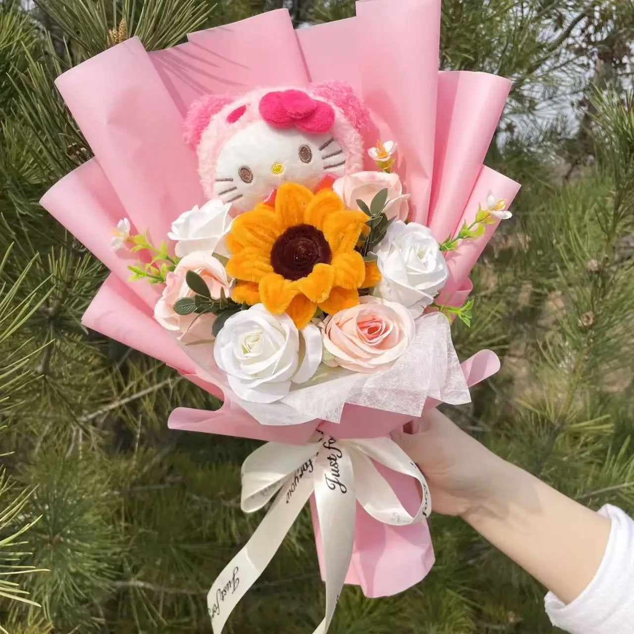 Cartoon My Melody Kuromi Cinnamoroll Kt Cat Plush Doll Holding Flower Bouquet Valentine's Day Christmas Graduation Birthday Gift